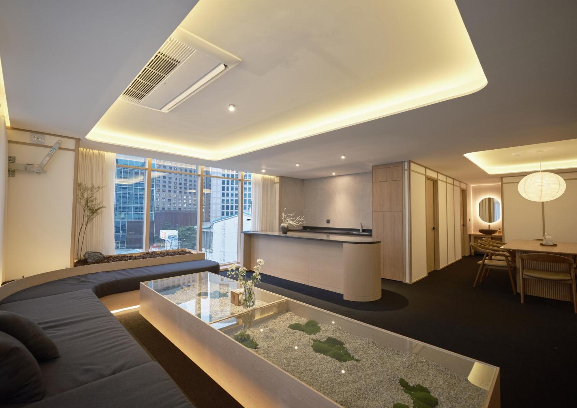 Uh Suite Seoul Deoksugung Экстерьер фото